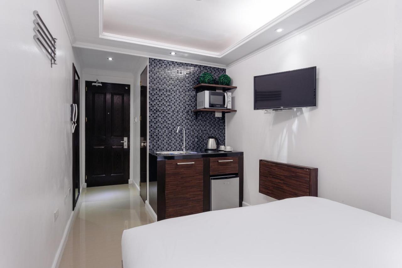 Nest Nano Suites Poblacion - Makati Makati City Екстериор снимка